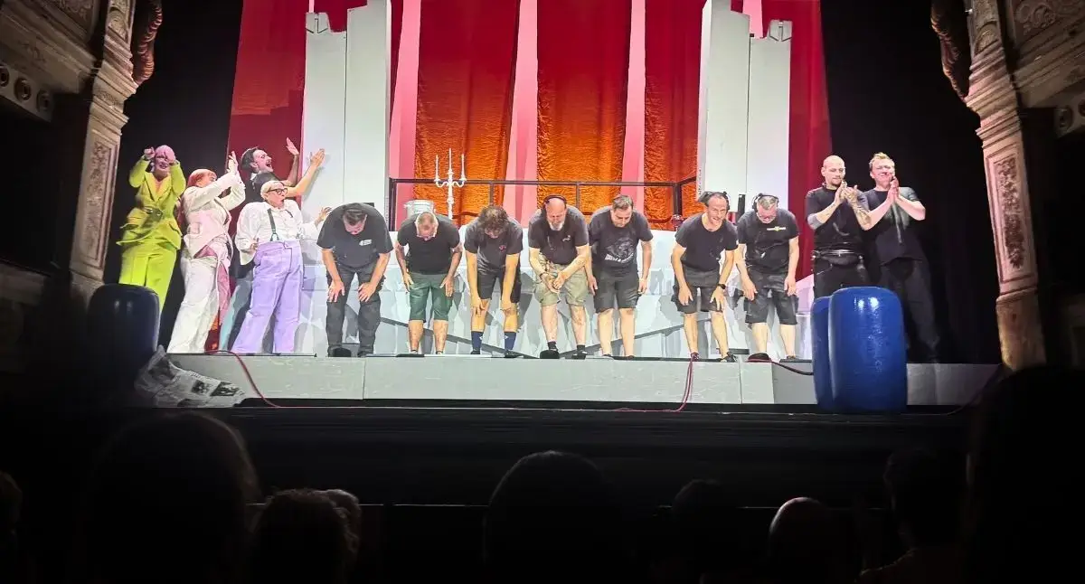 Spoleto, The Arsonists del Berliner Ensemble: prima italiana infuocata