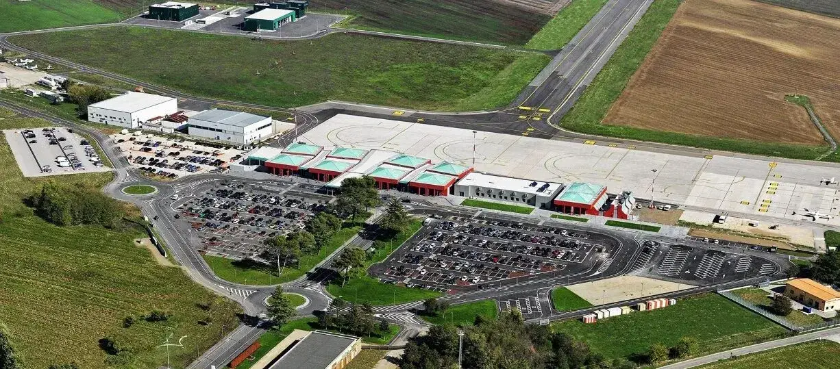 Il ritorno dalla Romania è un'odissea causa maltempo: dieci ore per arrivare a Perugia | "Attesa senza informazioni"