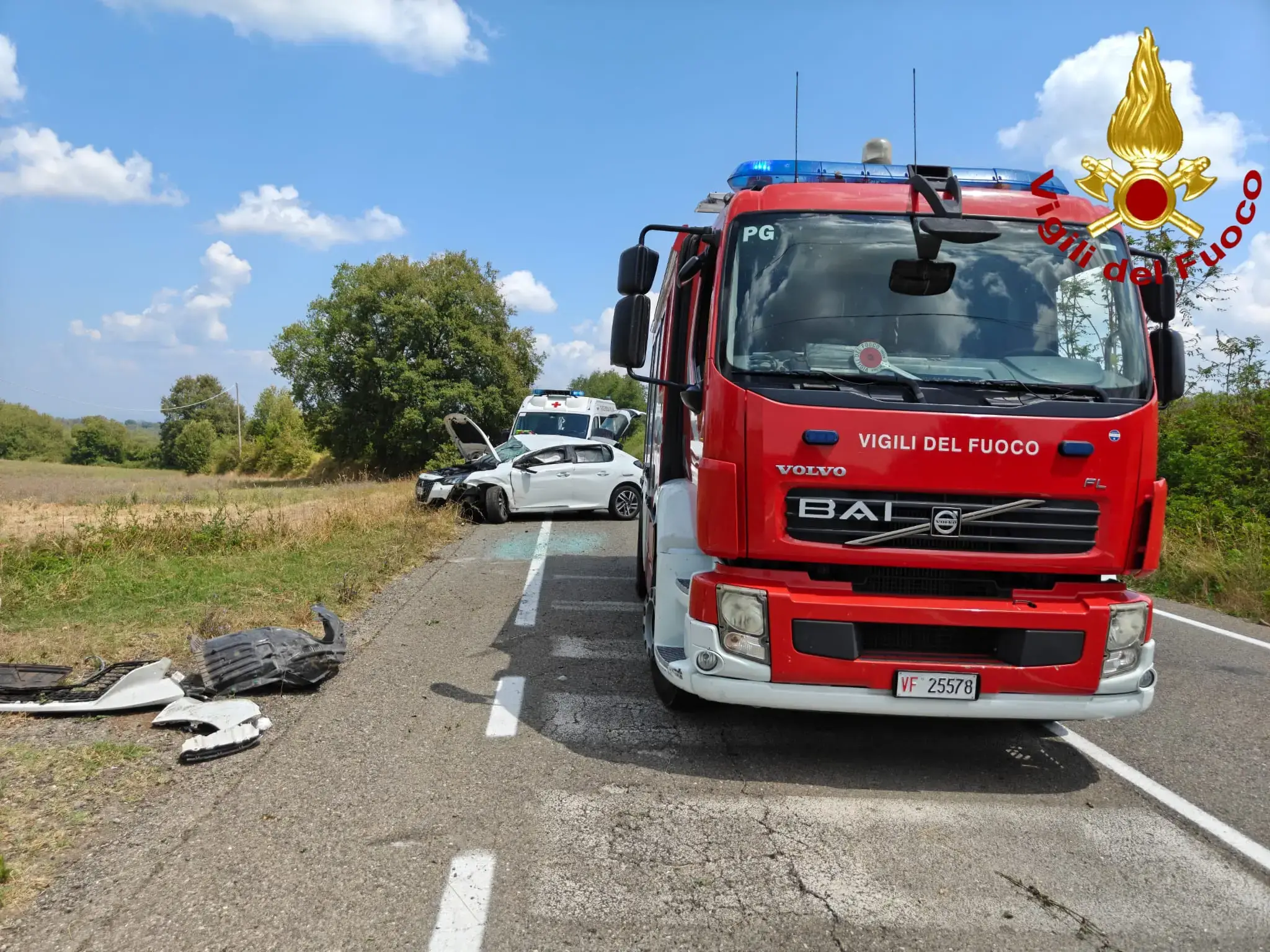 Orvieto, auto si ribalta tra Villanova e Castel Giorgio: due giovani feriti non gravi