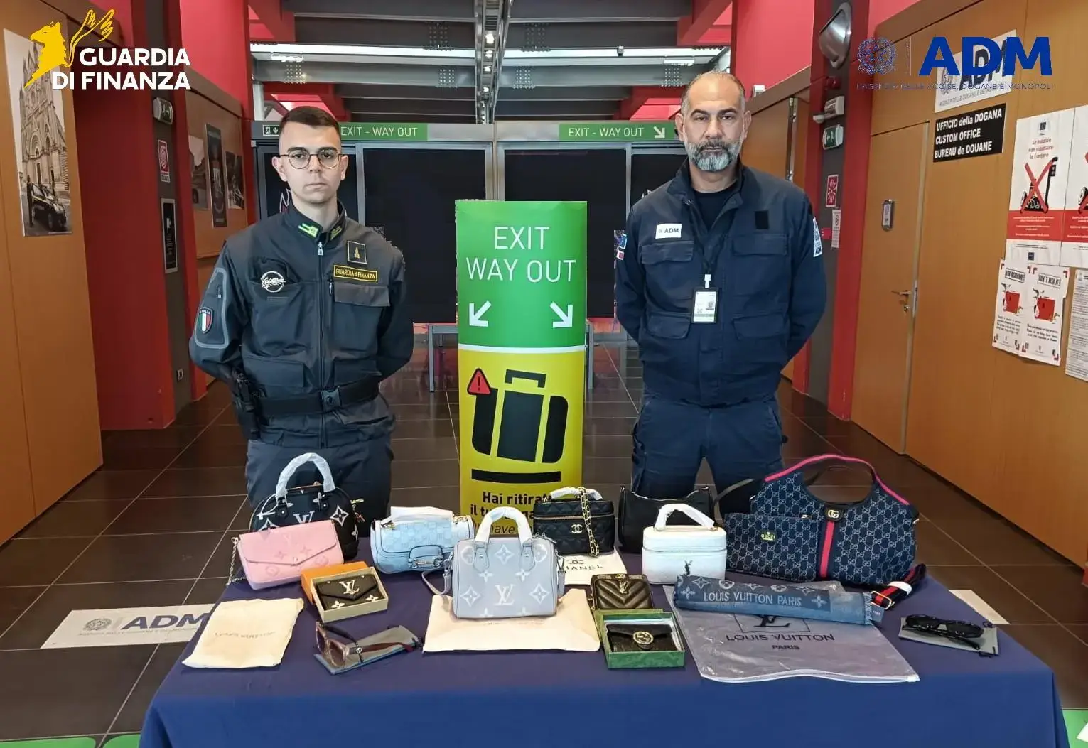 All'aeroporto di Perugia sono da record pure i sequestri tra contrabbando ed evasione fiscale
