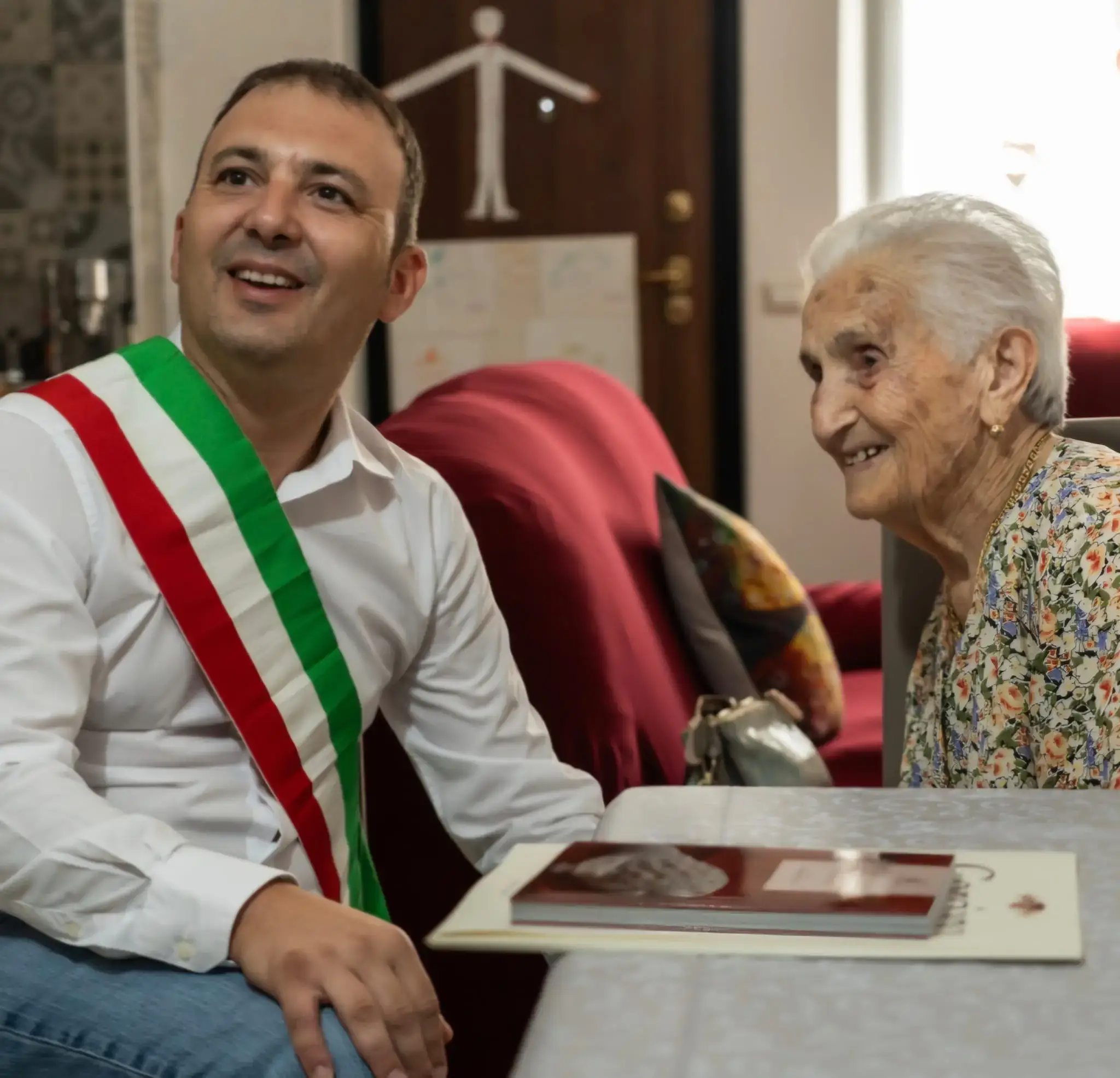 Corciano festeggia i 100 anni di Rina Mattioli. La ricetta per affrontare la vita: “Studiare, lavorare e avere giudizio” 