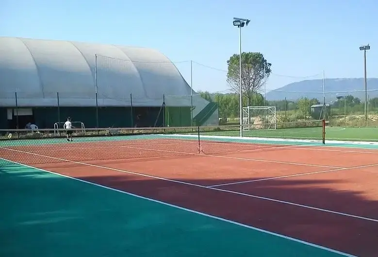 Scuola tennis e Ducato calcio a 5 lasciano Spoleto per Castel Ritaldi