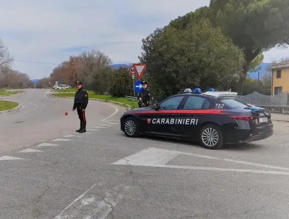 Droga nell'auto a noleggio, arrestato