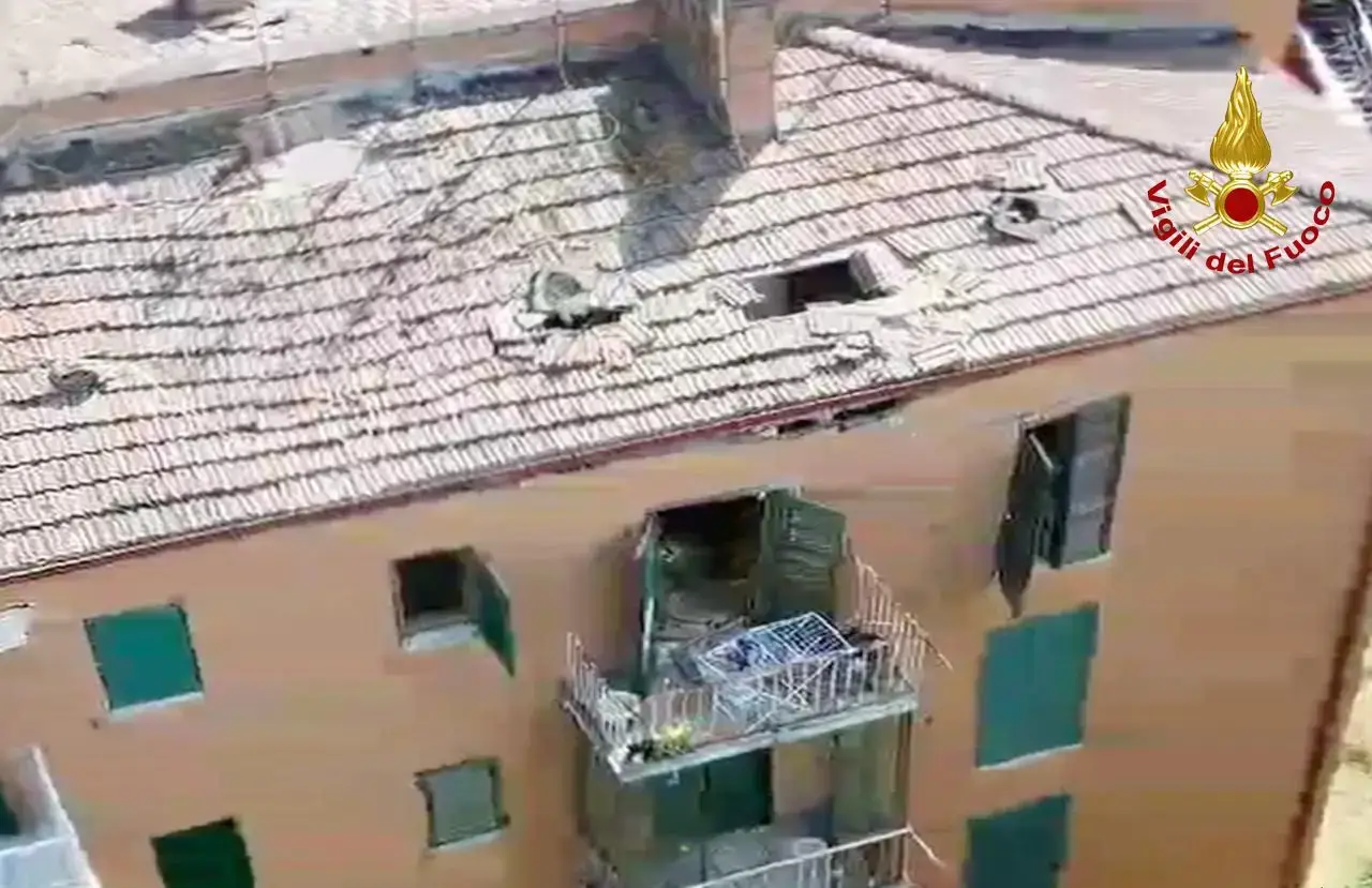 Esplosione in palazzina a Perugia, donna grave. Il racconto dei vicini | Aggiornamenti