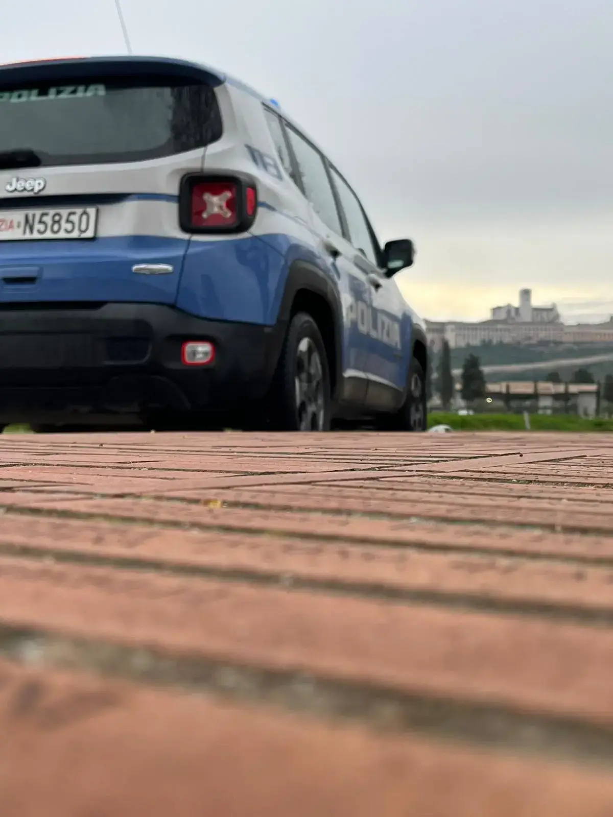 Aggredisce medici e poliziotti, arrestata una donna di 54 anni