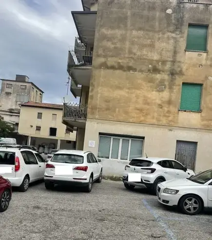 Arriva il mercato, controlli fino alle 7,30, poi il caos (Foto)