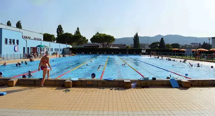 Piscine, dal 31 agosto chiuse vasche esterne | Incognita riapertura impianto coperto