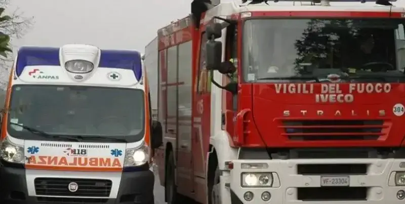 Tragedia nei campi, muore travolto dal motocoltivatore