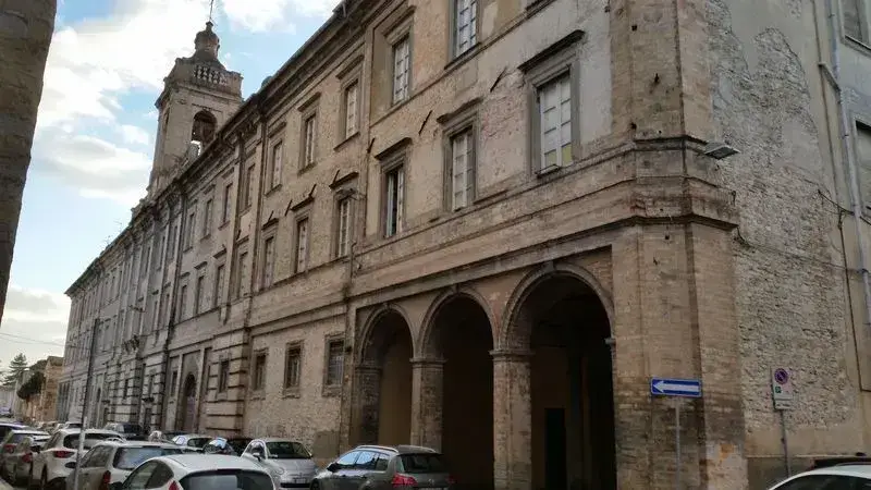 Ex ospedale, la proposta "Trasformiamolo in un Polo culturale"