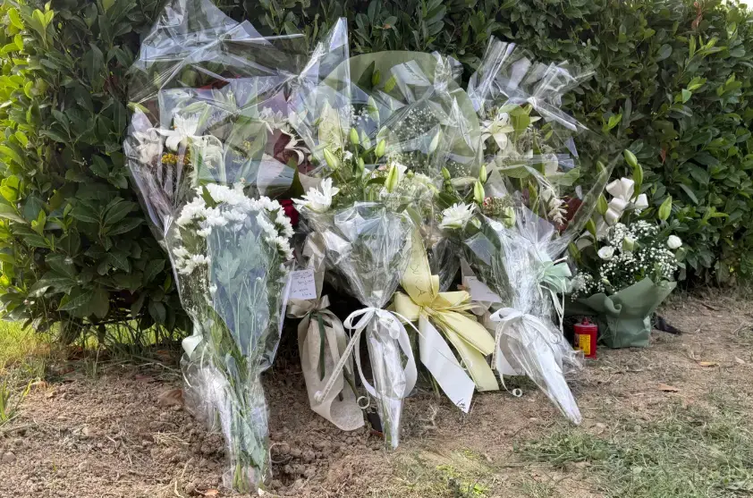 Eseguita l'autopsia, si possono officiare i funerali di Samuele e Leonardo