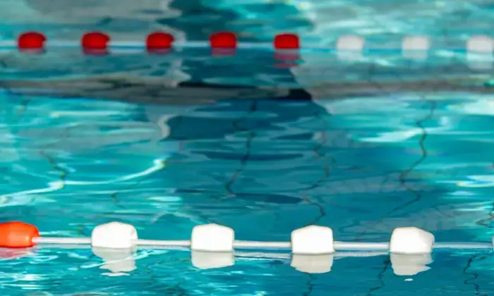 Violazioni su sicurezza in centro sportivo, chiusa piscina e sospese due attività