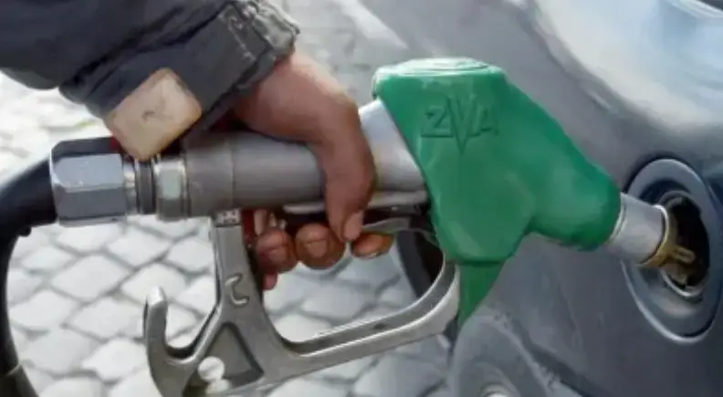 Carburanti subito adeguati in Umbria, da lunedì il tetto Eni