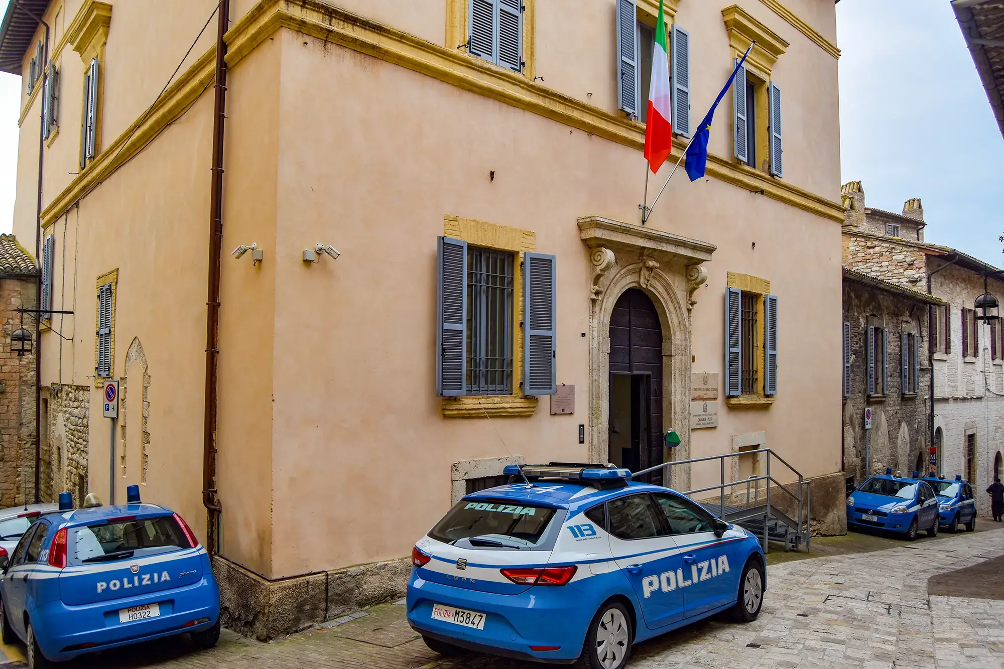 Truffa del falso operatore, denunciate tre persone